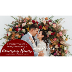 A Complete Guide to the History and Meaning of Anniversary Flowers